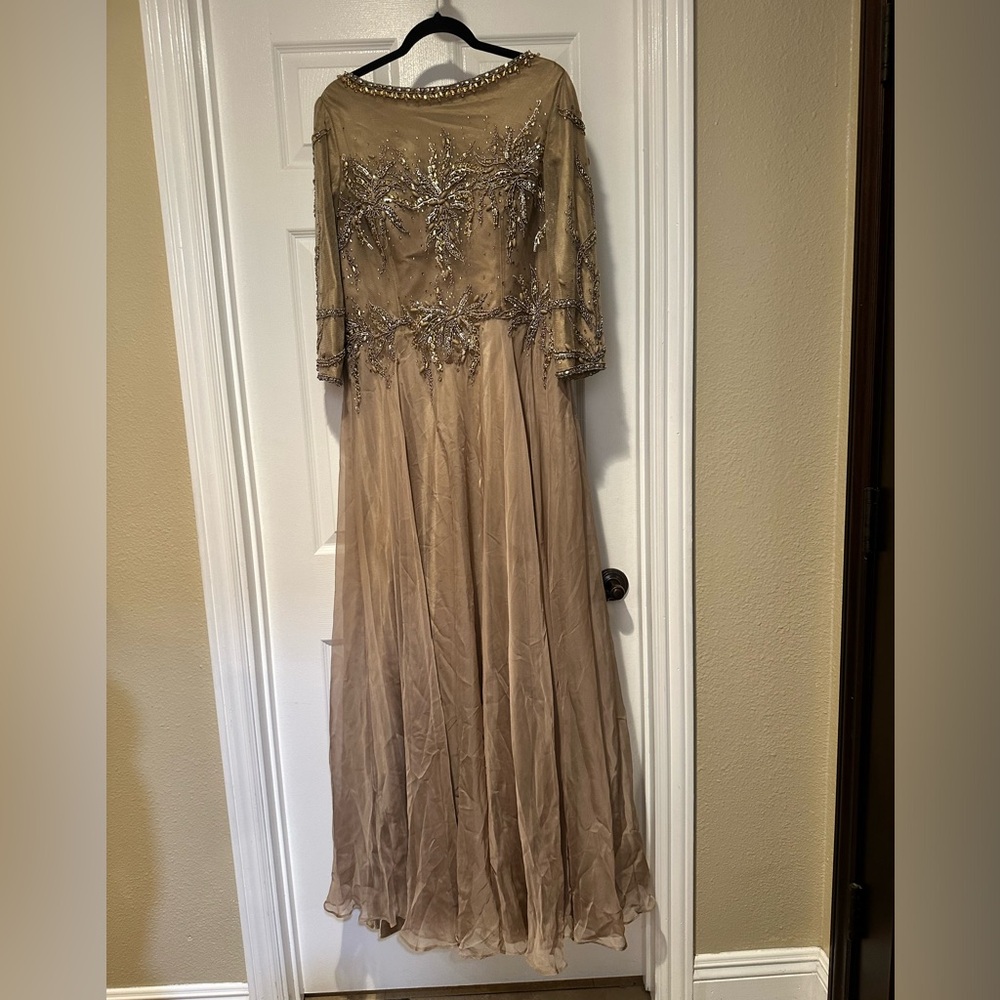 Morrell maxi Dress.